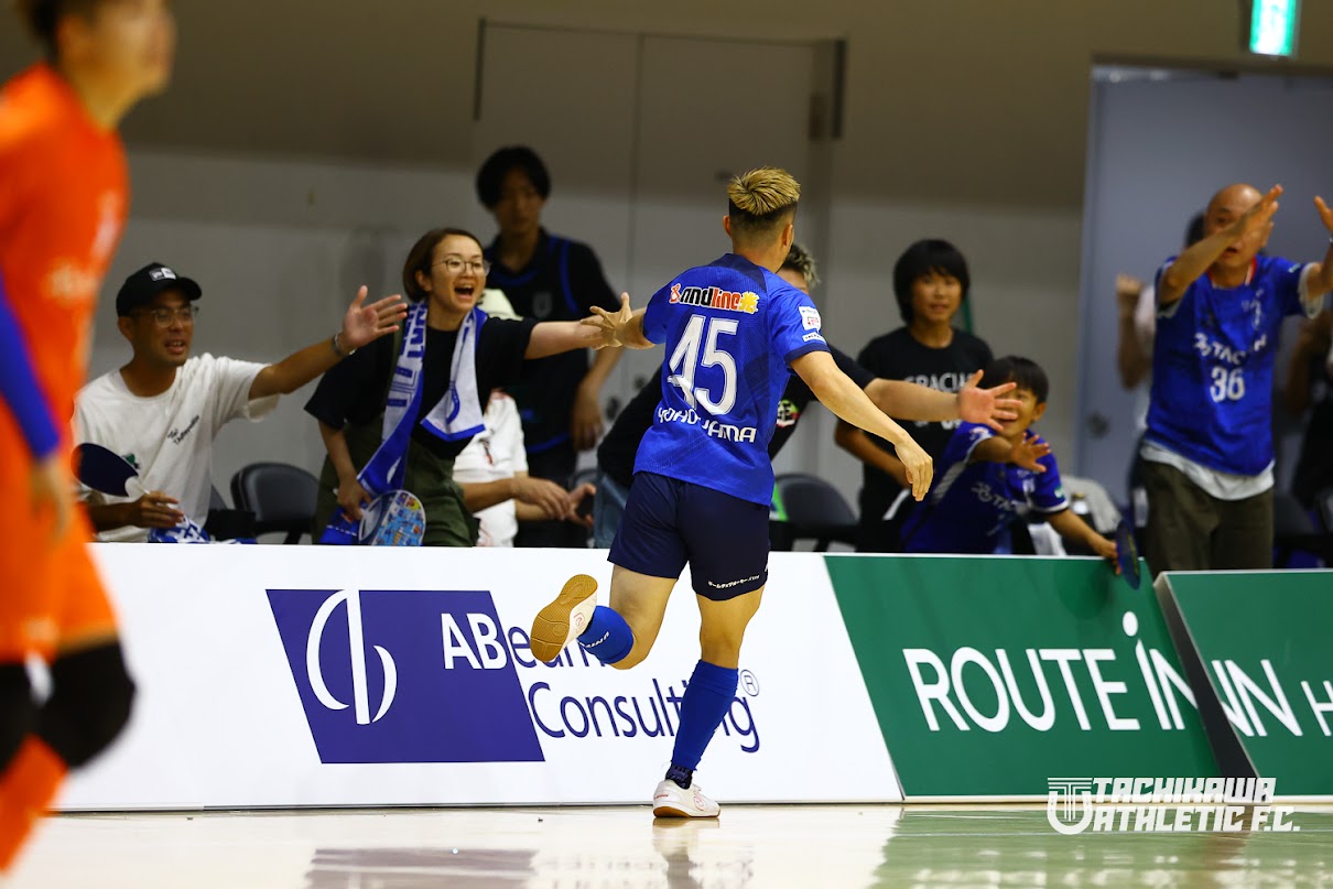 横山巧 プレー写真2