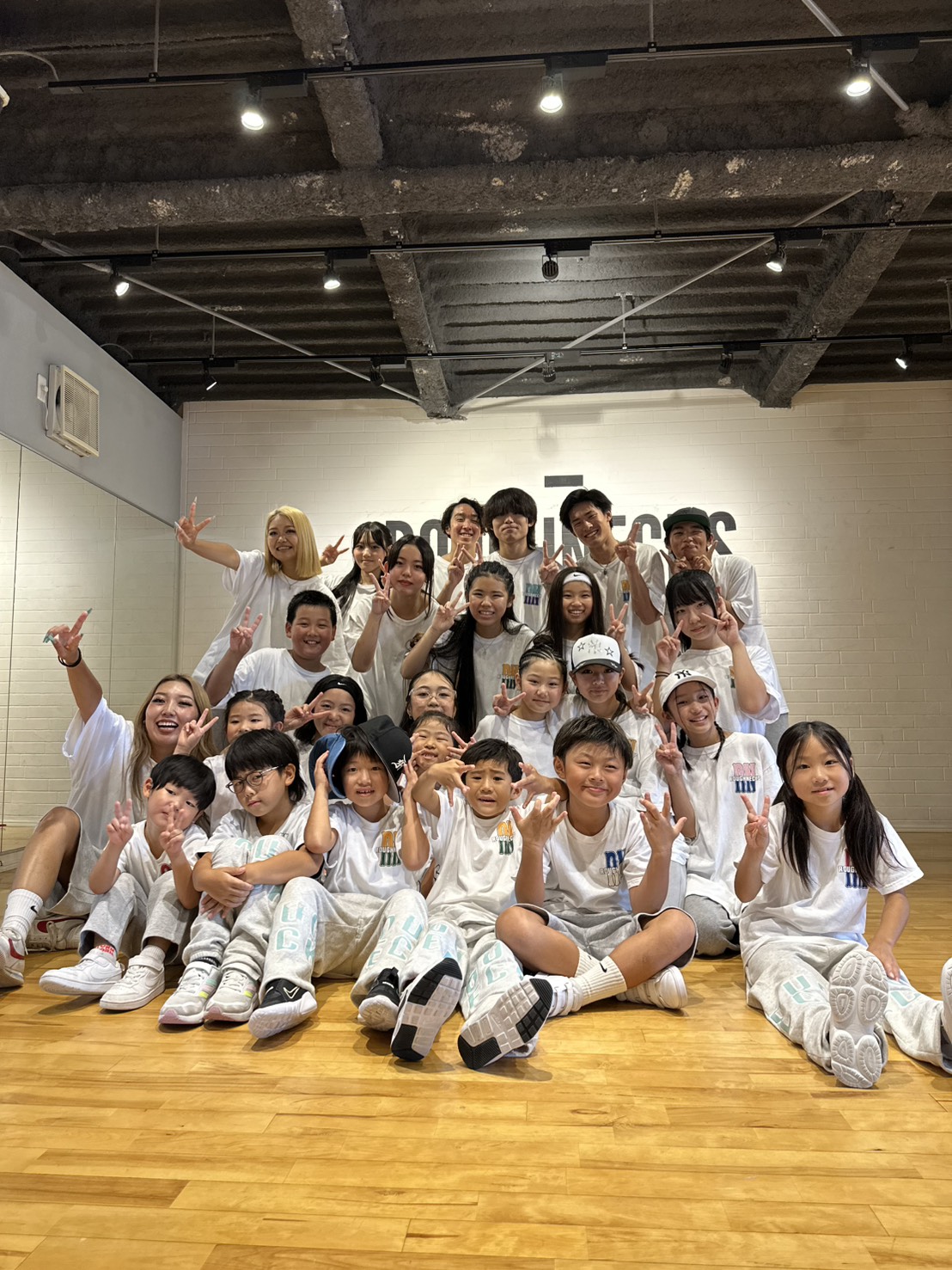 ROUGH NECKS DANCE STUDIO